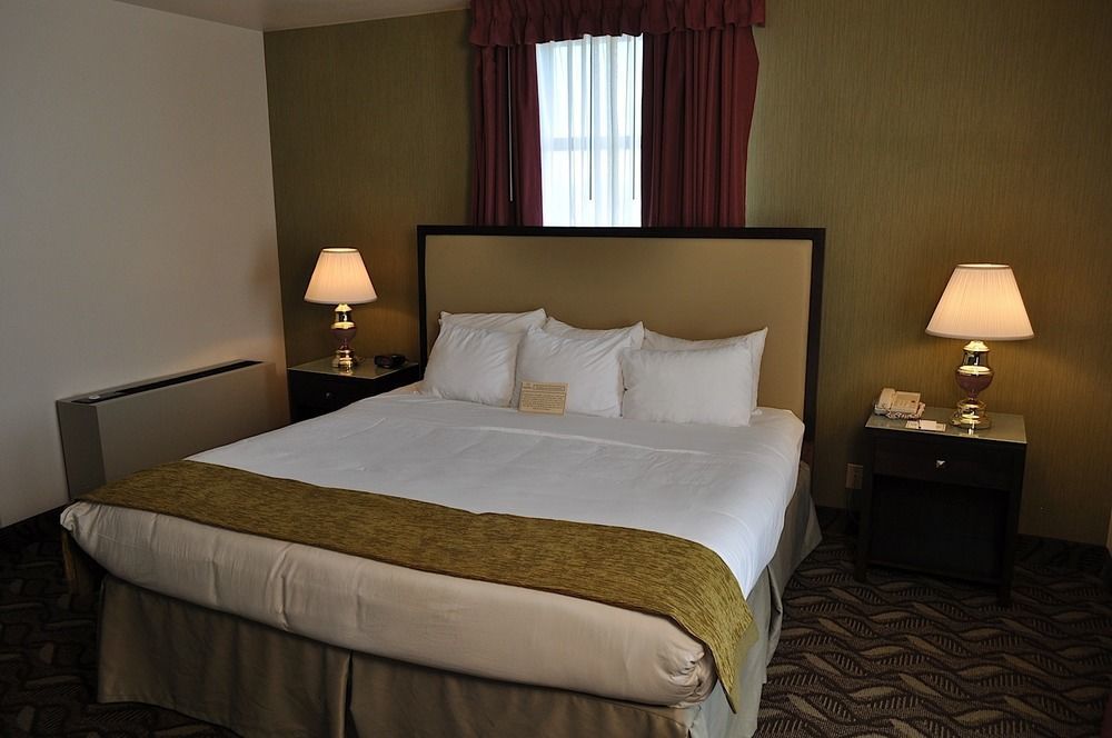 Hotel Retlaw, Trademark Collection By Wyndham Fond du Lac Esterno foto