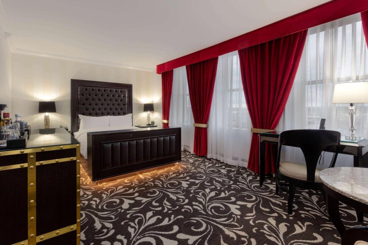 Hotel Retlaw, Trademark Collection By Wyndham Fond du Lac Esterno foto